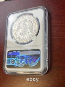 1909-Mo Peso GV Mexico Silver Cap & Rays NGC MS 61