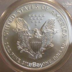 1 Ounce 2001 Silver Eagle World Trade Center Ground Zero Recovery Coin 9-11-01