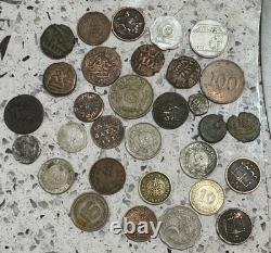 Lot Of 32 Coins Of India, Near East, East Indies, SE Asia, Islamic Etc