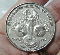 Medalla Conmemorativa al Mundial de Futbol Mexico 1970 Copa Jules Rimet FIFA