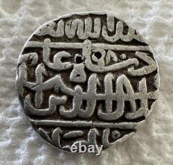 Mughal Emperor Akbar-Silver Rupee (1556-1605 AD)- Ahmadabad 980AH, 11.24 grams