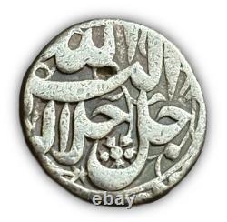 Mughal Empire Akbar Silver One Rupee Lahore Mint RY46